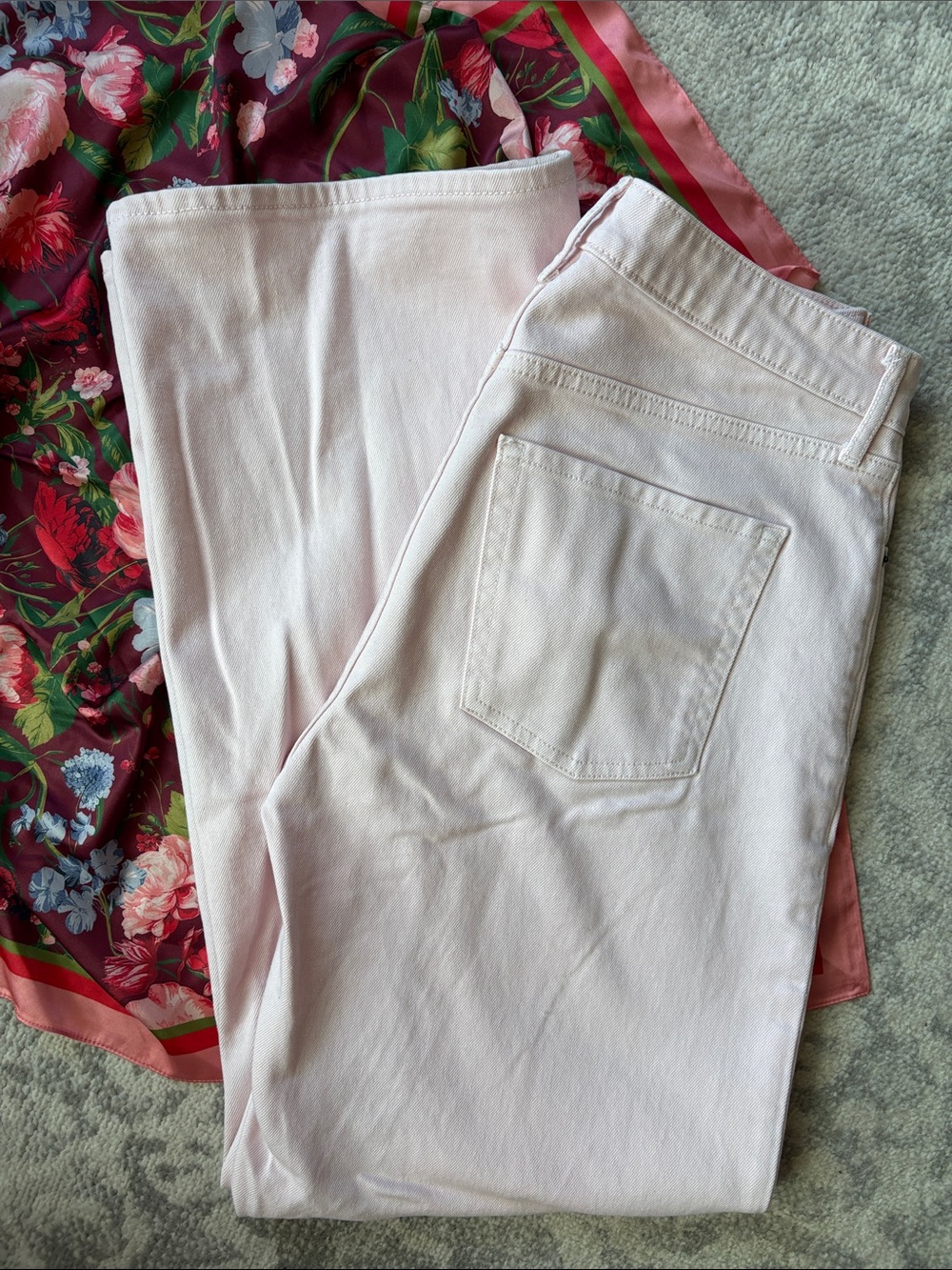 Old Navy Pale Pink Wide Leg Jeans size 6